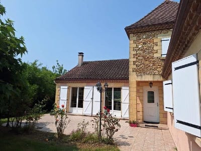 /international/fr/siorac-en-perigord-aquitaine-310100240198/