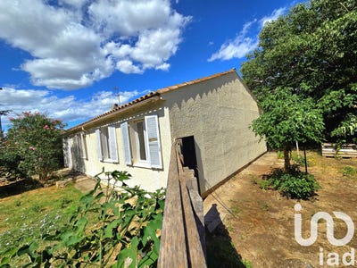 /international/fr/vauvert-languedoc-roussillon-310101078276/?lang=en
