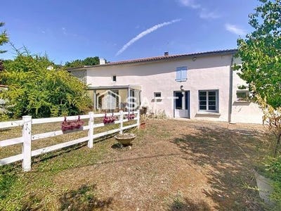 /international/fr/la-jarrie-audouin-charente-310101515705/?lang=it
