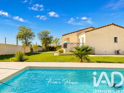 /international/fr/pezens-languedoc-roussillon-310107971835/