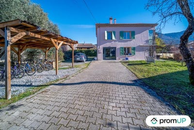 /international/fr/digne-les-bains-provence-alpes-cote-d-azur-310096883382/