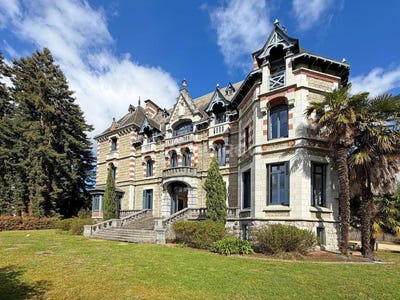 /international/fr/pau-aquitaine-310107774946/