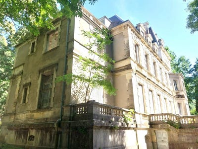 /international/fr/aveze-languedoc-roussillon-310107024794/