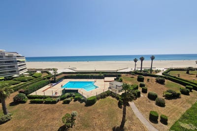 /international/fr/canet-en-roussillon-languedoc-roussillon-310108429729/