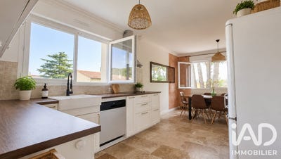 /international/fr/bagnols-sur-ceze-languedoc-roussillon-310108948837/