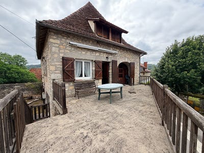 /international/fr/lissac-et-mouret-midi-pyrenees-310109112036/?lang=it