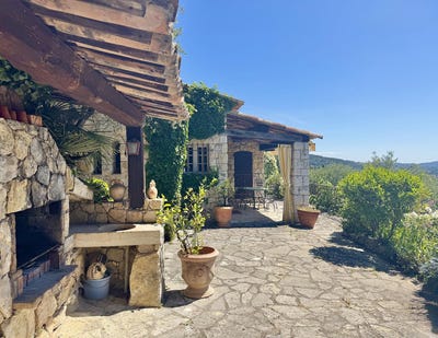 /international/fr/speracedes-provence-alpes-cote-d-azur-310100604480/?lang=zh-cn