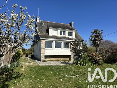 /international/fr/clohars-carnoet-brittany-310107411097/