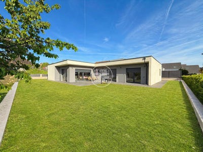 /international/fr/folgensbourg-alsace-310105535193/