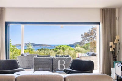 /international/fr/sainte-lucie-de-porto-vecchio-corsica-310105925292/