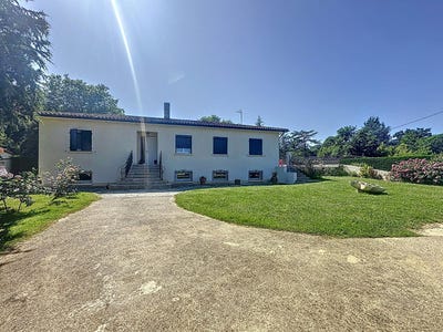 /international/fr/mirande-midi-pyrenees-310103517452/