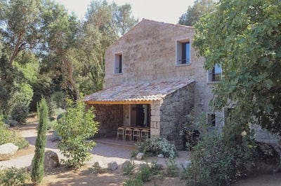 /international/fr/porto-vecchio-corsica-310105650740/