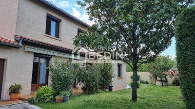 /international/fr/cugnaux-midi-pyrenees-310099590169/