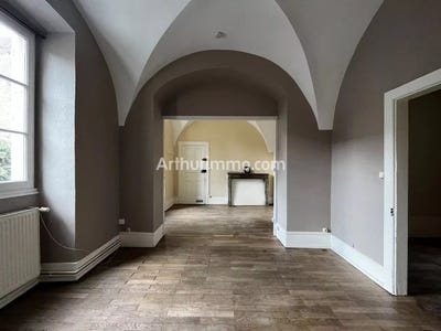 /international/fr/lons-le-saunier-franche-comte-310101652993/