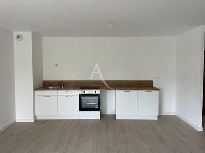 /international/fr/laval-pays-de-la-loire-310108241554/