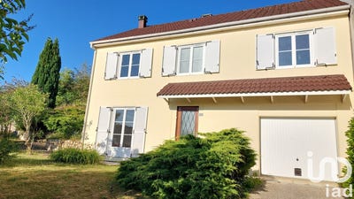 /international/fr/beauvais-ile-de-france-310100783319/