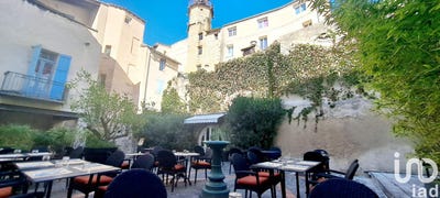 /international/fr/carpentras-provence-alpes-cote-d-azur-310101228968/