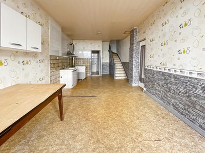 /international/fr/castillonnes-aquitaine-310098736409/