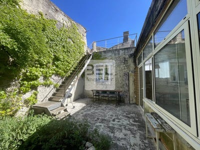 /international/fr/suze-la-rousse-rhone-310101948998/