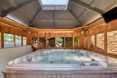 /international/fr/beausoleil-provence-alpes-cote-d-azur-310108272777/