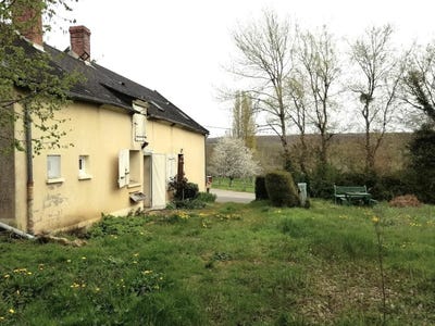 /international/fr/parigny-les-vaux-burgundy-310099618809/