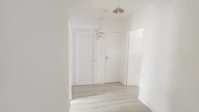 /international/fr/pezenas-languedoc-roussillon-310107642973/