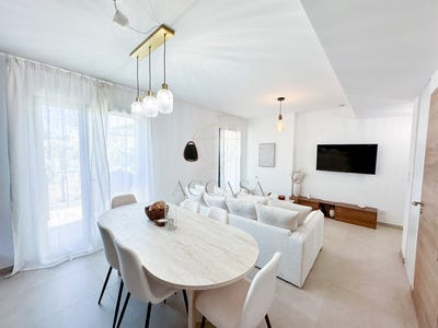 /international/fr/porto-vecchio-corsica-310108466061/