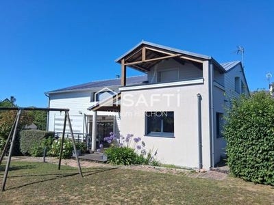 /international/fr/saint-pair-sur-mer-la-basse-normandie-310101383476/?lang=en