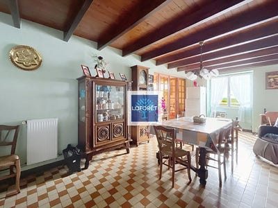 /international/fr/montlieu-la-garde-charente-310108245899/