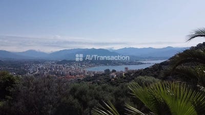 /international/fr/ajaccio-corsica-310107530215/