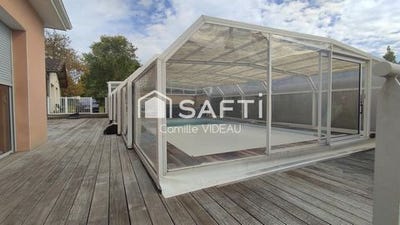 /international/fr/laruscade-aquitaine-310099659604/