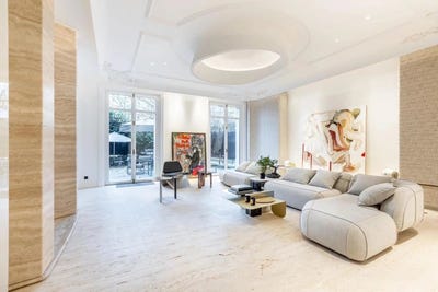 /international/fr/paris-16-ile-de-france-310109228134/