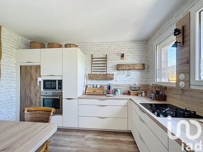 /international/fr/saint-jean-de-liversay-charente-310100292904/