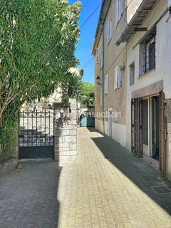 /international/fr/lorgues-provence-alpes-cote-d-azur-310108314957/