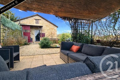 /international/fr/cenac-et-saint-julien-aquitaine-310106284137/