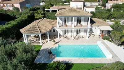 /international/fr/saint-raphael-provence-alpes-cote-d-azur-310108465966/