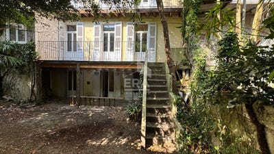 /international/fr/perigueux-aquitaine-310099623853/
