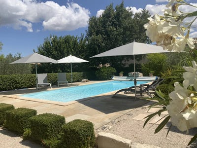 /international/fr/uzes-languedoc-roussillon-310101174947/?lang=zh-tw