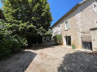 /international/fr/savignac-les-eglises-aquitaine-310100576886/?lang=zh-tw