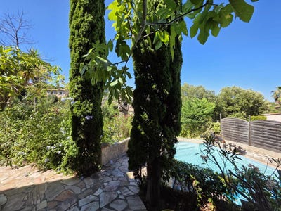 /international/fr/roquebrune-sur-argens-provence-alpes-cote-d-azur-310101061923/?lang=en