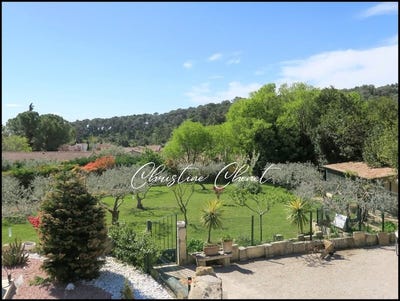 /international/fr/congenies-languedoc-roussillon-310106912007/
