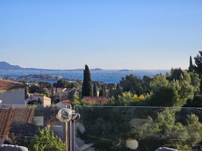 /international/fr/bandol-provence-alpes-cote-d-azur-310100877373/