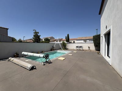 /international/fr/pinet-auvergne-310109199243/