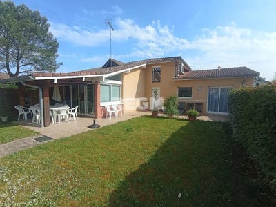 /international/fr/arengosse-aquitaine-310107648097/
