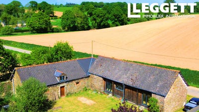 /international/fr/saint-thelo-brittany-310108321119/