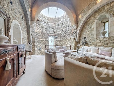/international/fr/goudargues-languedoc-roussillon-310107566643/
