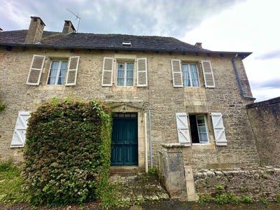 /international/fr/cressensac-midi-pyrenees-310107559124/