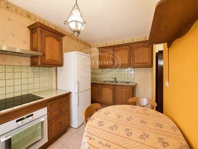 /international/fr/lezignan-corbieres-languedoc-roussillon-310108870288/