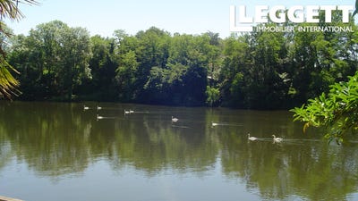 /international/fr/saint-capraise-de-lalinde-aquitaine-310098970127/