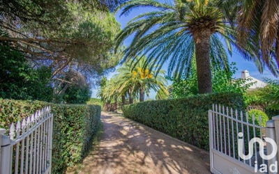 /international/fr/frejus-provence-alpes-cote-d-azur-310101225992/?lang=en